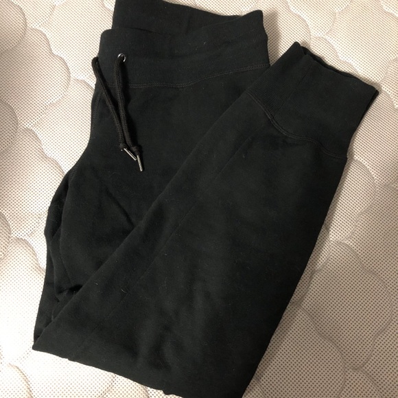 Reebok black fleece lined joggers size medium - Picture 2 of 4